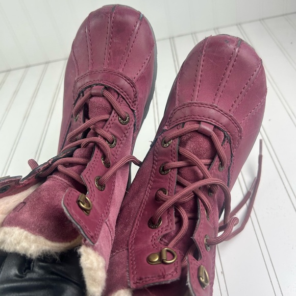 UGG Leggero Maroon Sheepskin Boots Women’s Size 4 - Picture 11 of 11